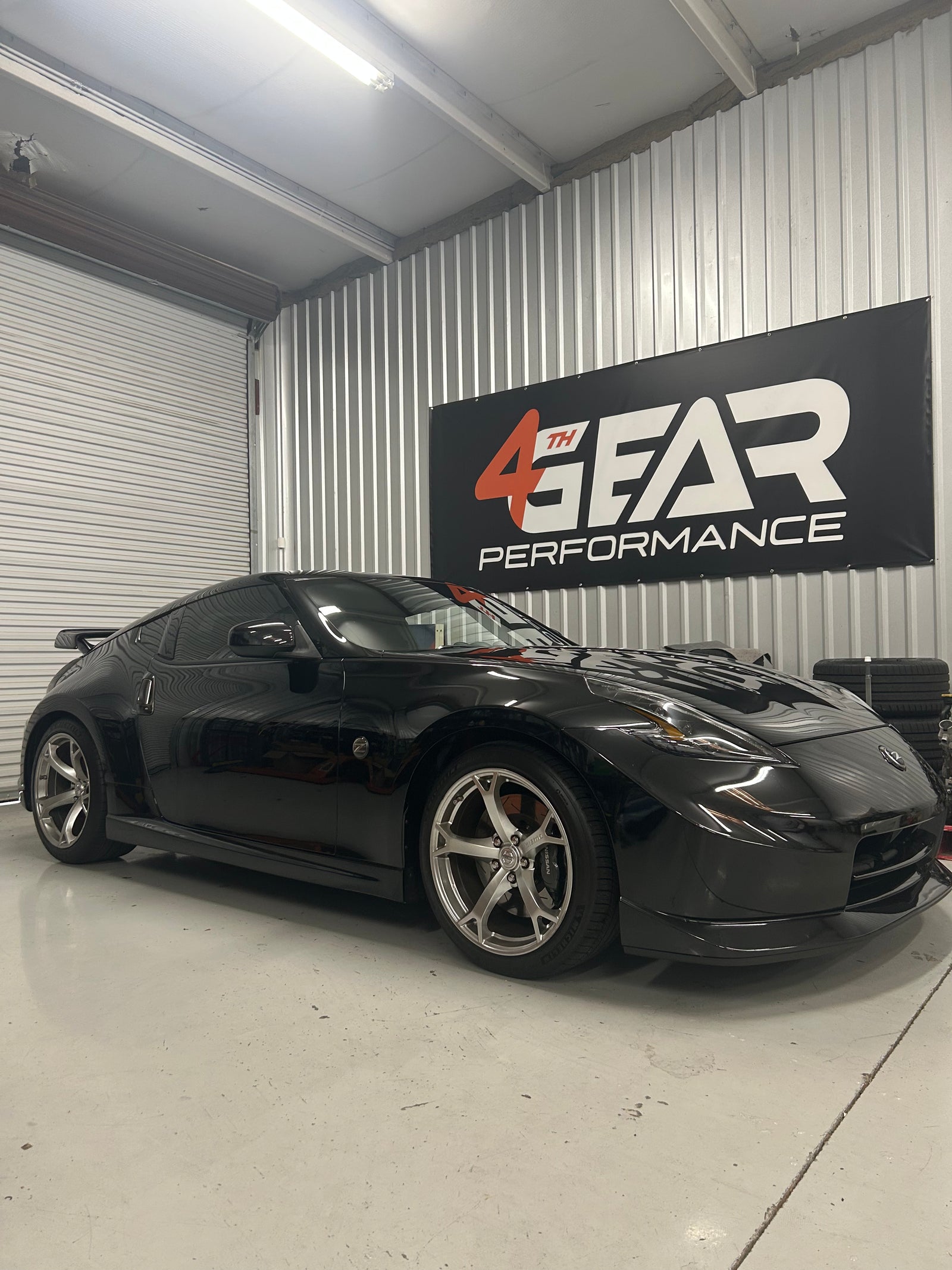 Black Nissan Z34 370Z NISMO