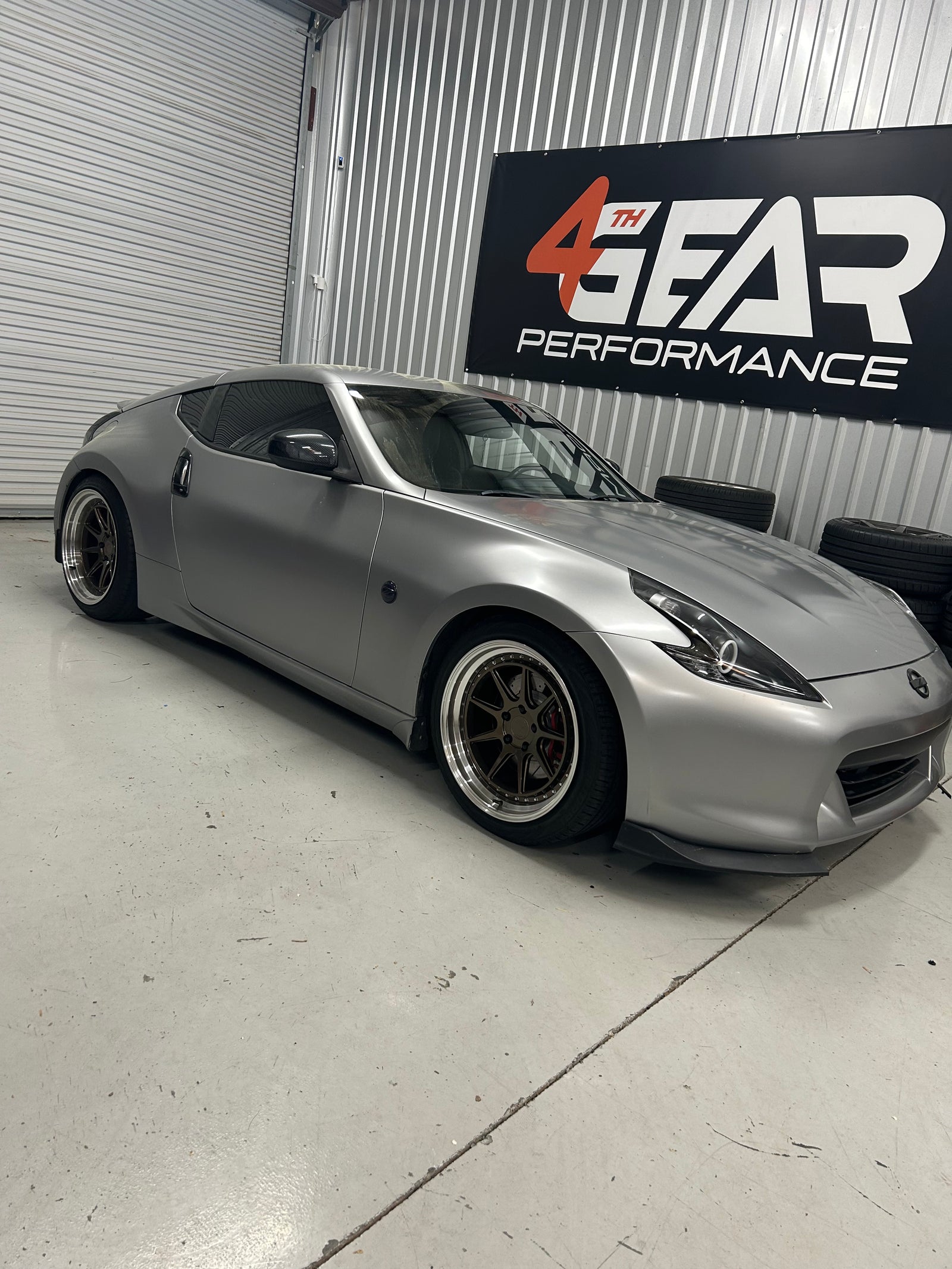Silver Nissan Z34 370Z